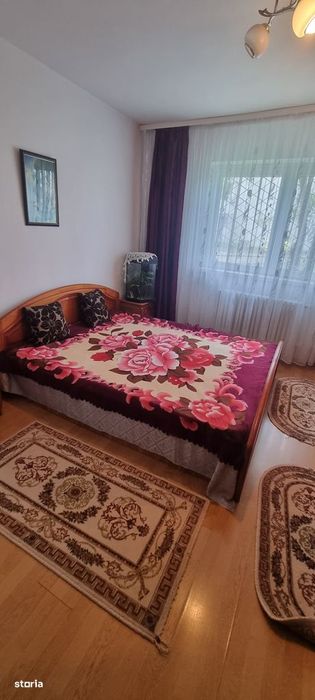 Apartament 3 camere decomandat zona Campus Constanța