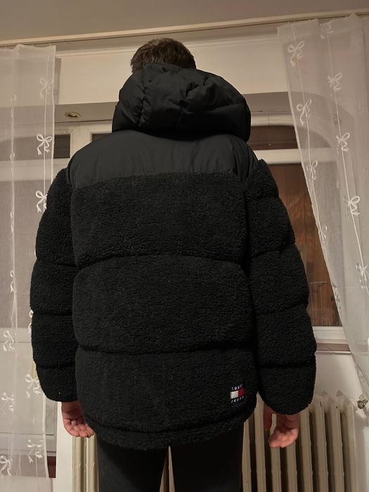 Geacă Tommy Hilfiger cu glugă, nouă cu eticheta