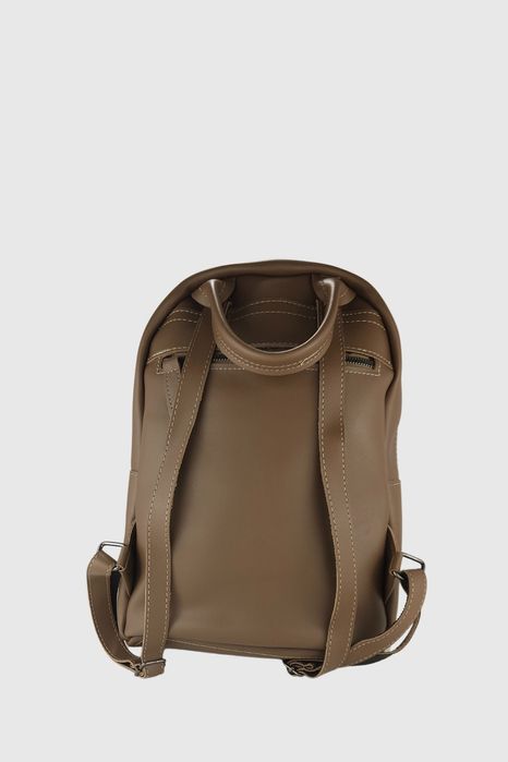 НОВО! ЛИКВИДАЦИЯ! Дамска раница с външен джоб в кафяво