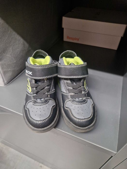 Обувки Geox 24 номер