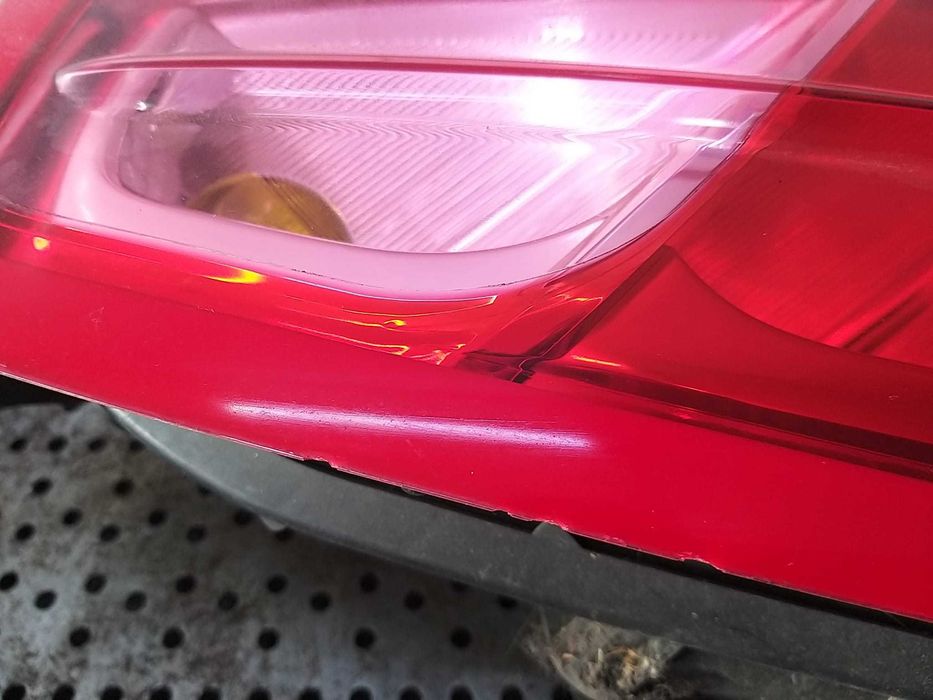 Stop tripla lampa stanga fiat grande punto 199 517015890