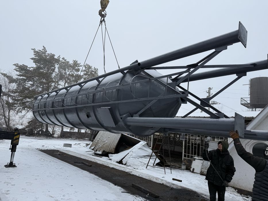 Силос для цемента,цемент,силос,резервуар,ракета