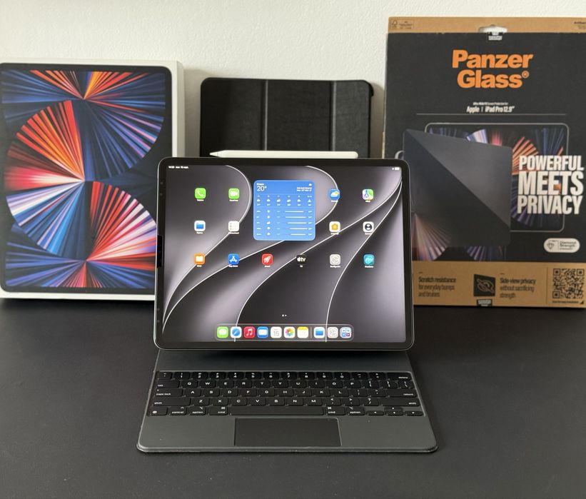 iPad Pro 12.9 Inch GEN 5 | 5th Gen 128 GB Wi-Fi M1 Space Grey - achiziție eMag + Tastatură Apple Magic Keyboard + Apple Pencil Gen 2 - stare f bună