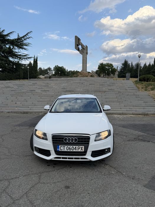 Audi A4 B8.
