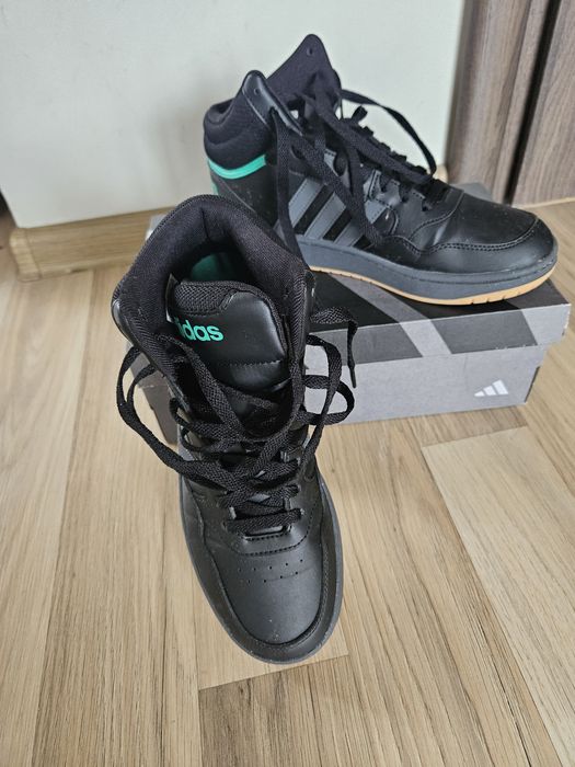 Маратонки  adidas 40