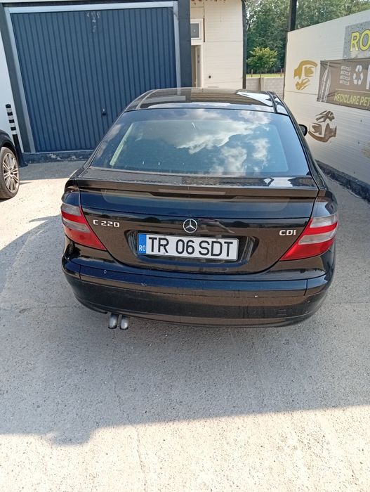 Vind mașină Mercedes
