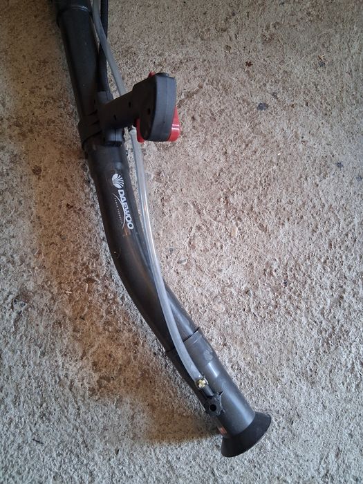 бензинова пръскачка чисто нова е докарах я от германия