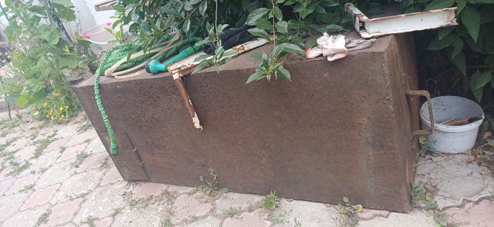 Продам бак для уличного душа