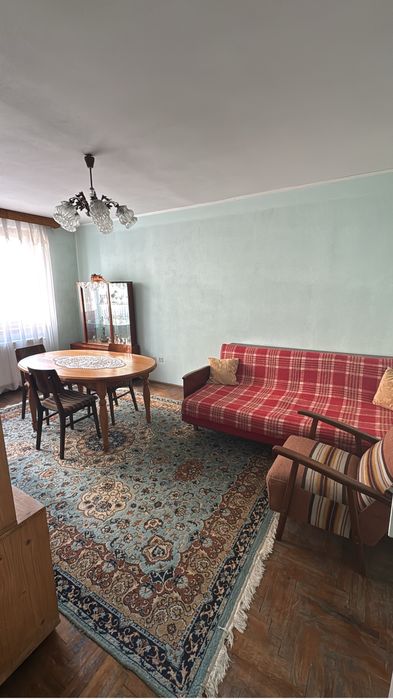 Inchiriez apartamanet 3 camere Targu Neamt