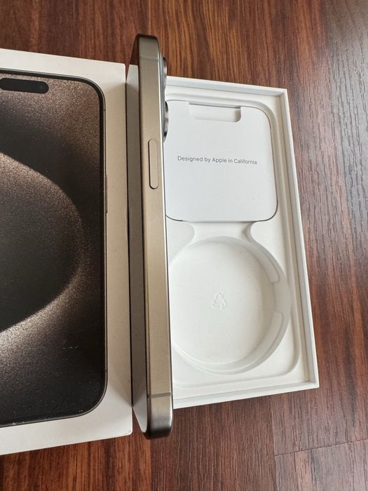 iPhone 15 Pro 256GB Natural Titanium