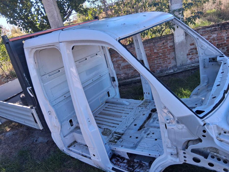 Caroserie Sprinter w907 doka an 2018-2026 cu lada 3,20 m lungime