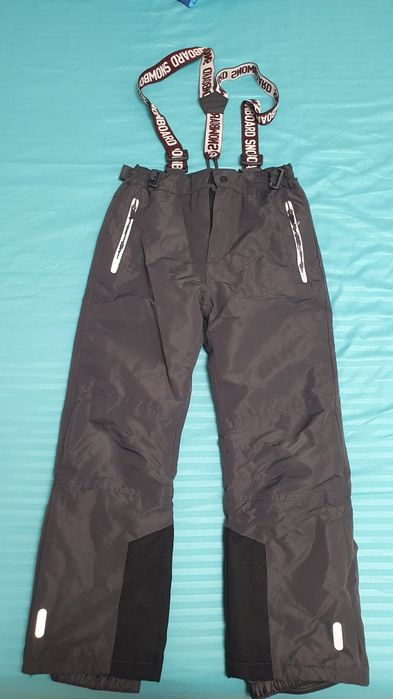 Vând echipament schi