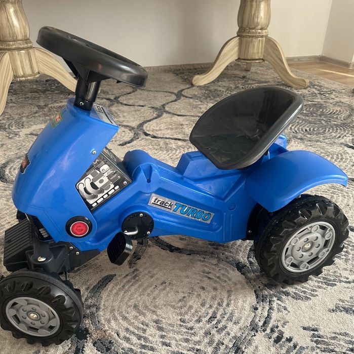 Продам  каталка в отличном состояний