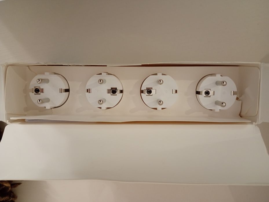 Prize smart Wi-Fi control Alexa si Google Assistant