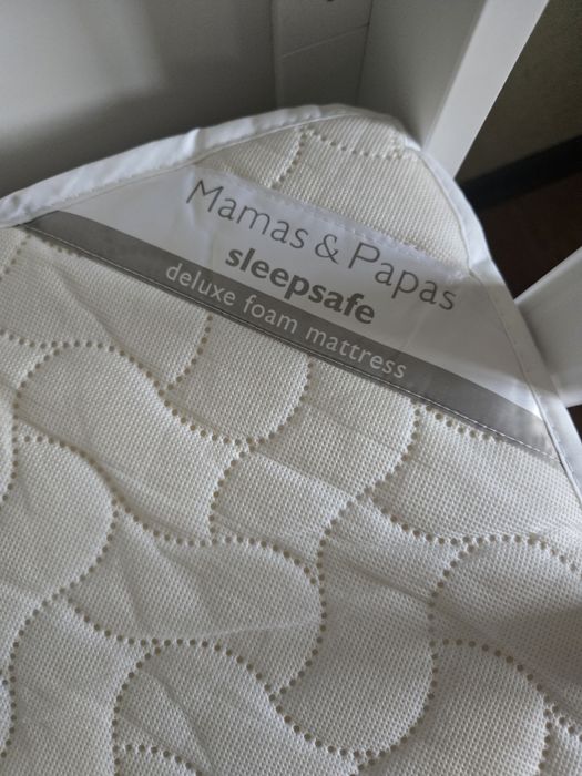 Легло Mothercare с матрак Mamas&papas