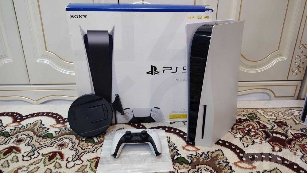 Sony Playstation 5 fat в дисковод 1 джойстика идеальном состоянии