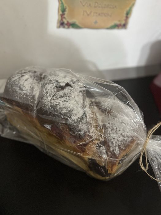 Comezi de cozonac si prajitiri asortate pentru paste