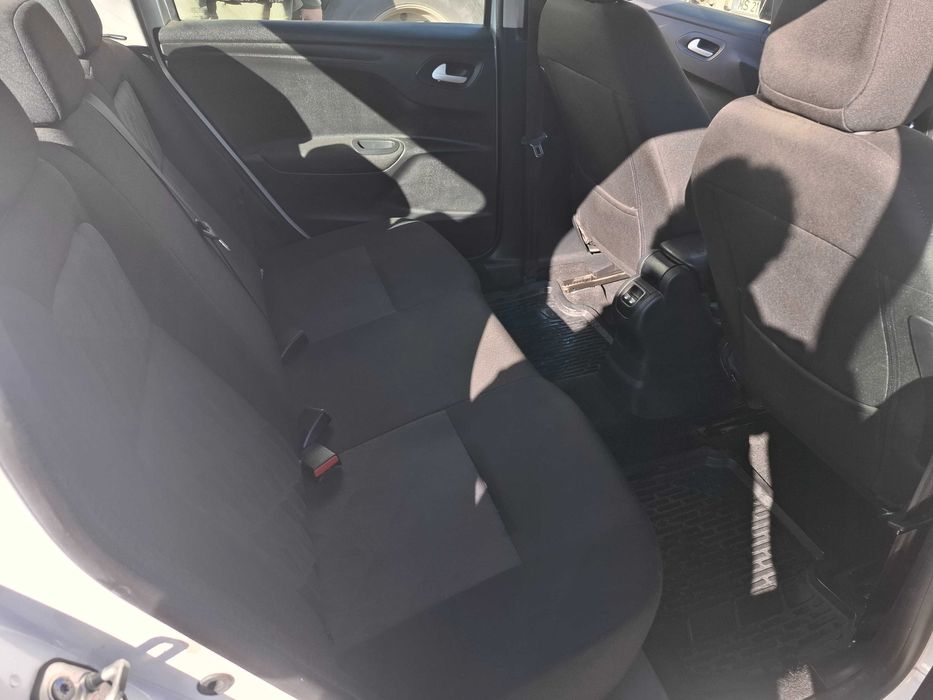 Vând Citroen C-elysee 2019