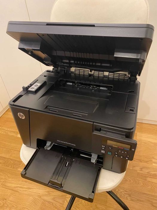 HP Color LaserJet Pro MFP M176n