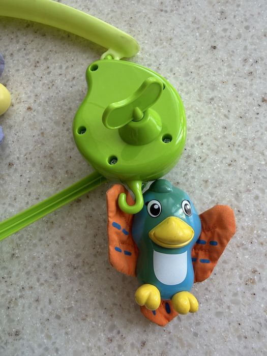 Продам  детский мобиль chicco