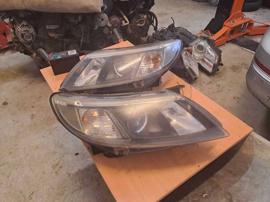 Far stanga dreapta Faruri Saab 93 9-3 Faclift cu Lupa si LED