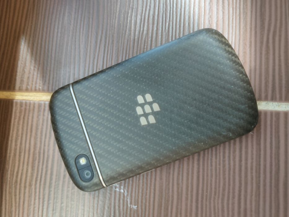 **Blackberry Q10
