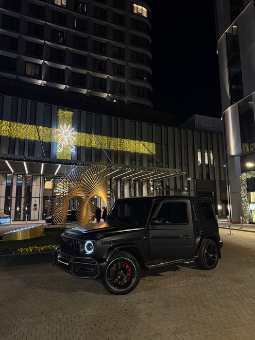 Продаётся Mercedes-Benz G63 AMG (Гелик)