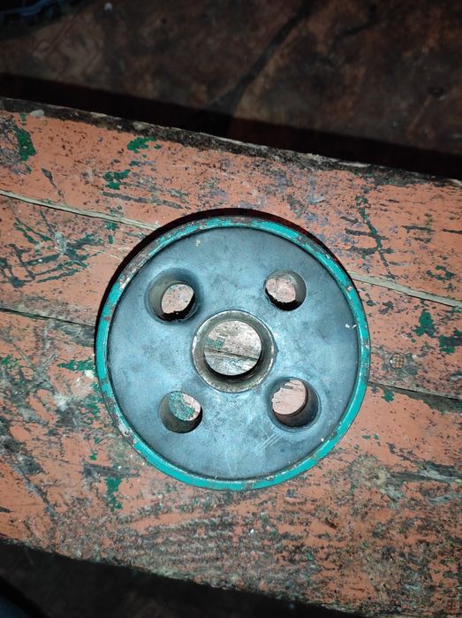 Продам запчасти на Урал