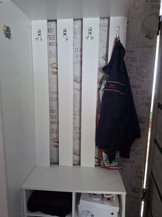 Срочно продам прихожую