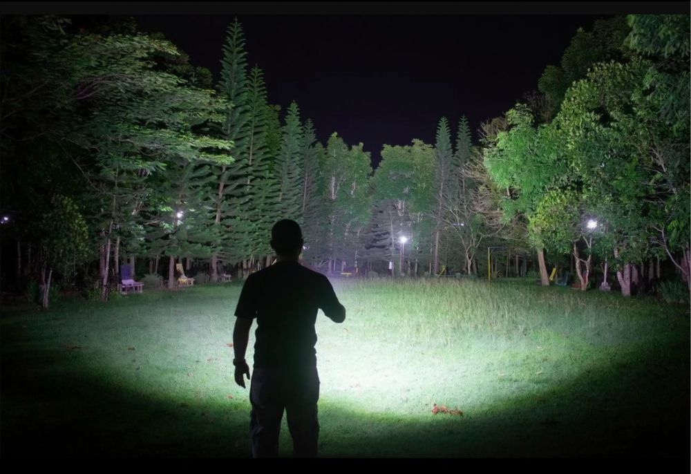 Очень мощный электрофонарь