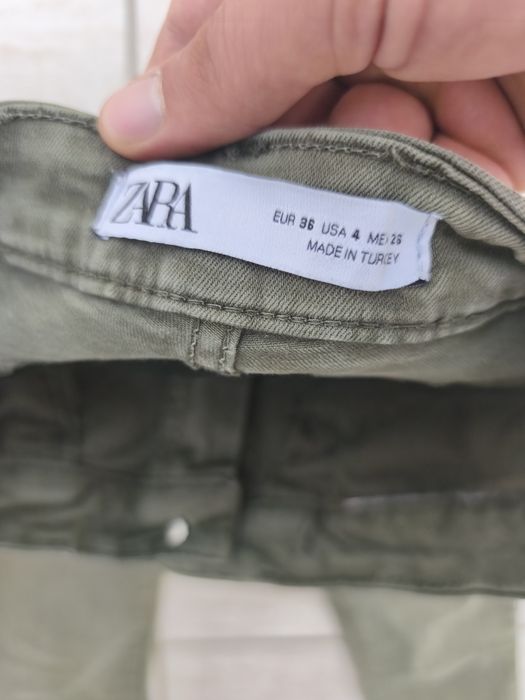Blugi Zara pentru copii in stare perfecta
