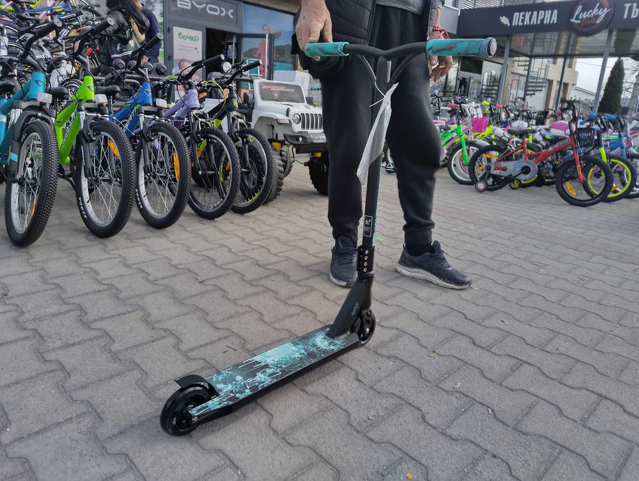 BYOX Детска тротинетка stunt SHOCK син