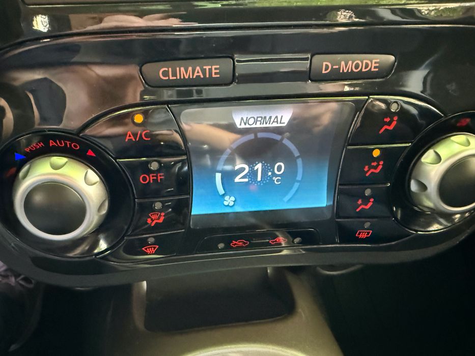 Продава Nissan  JUKE