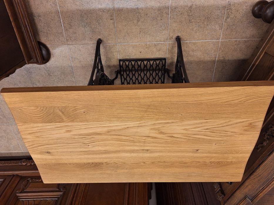 Винтидж маса за трапезария SINGER