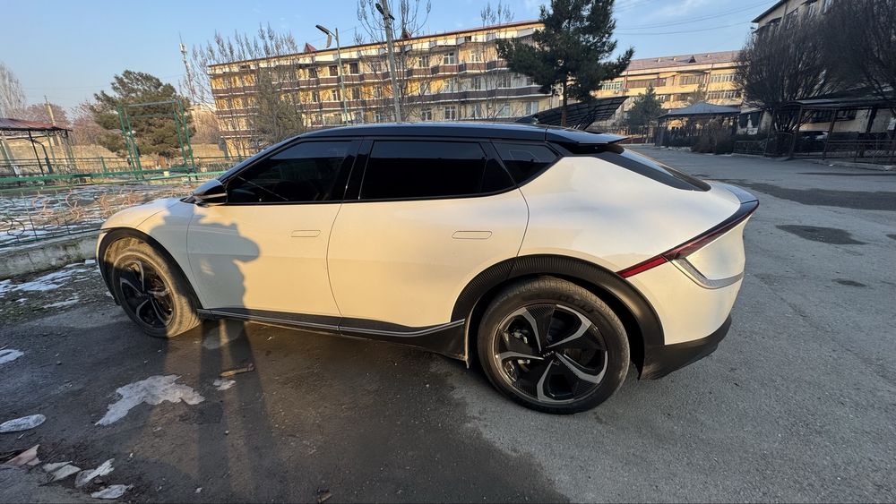 Kia ev6 2023 yil