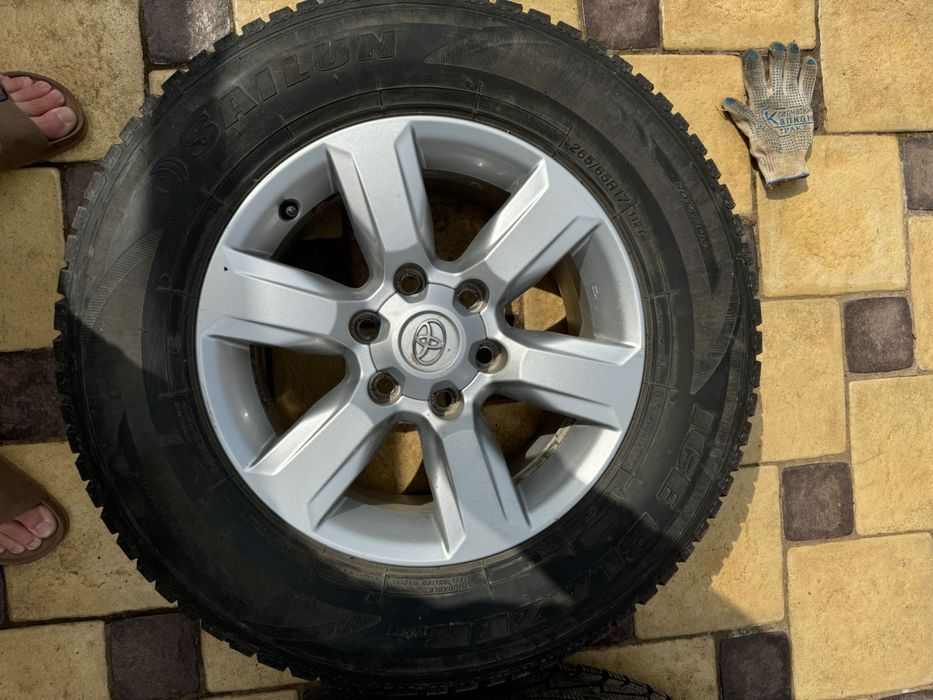 Комплект дисков с резиной