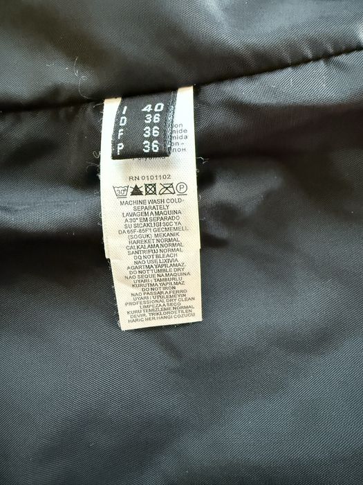 Stefanel-черно яке с ципl- S размер