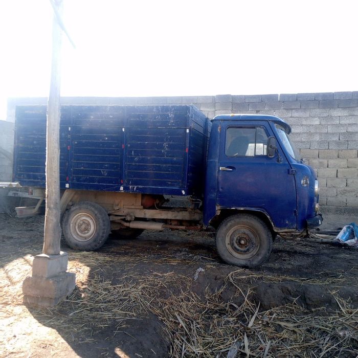 Уваз сотилади холати яхши метан бор