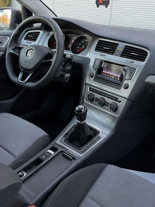 Vand Volkswagen Golf VII 2017 *  diesel inmatriculata RO posibilitate rate / leasing / finantare urgent