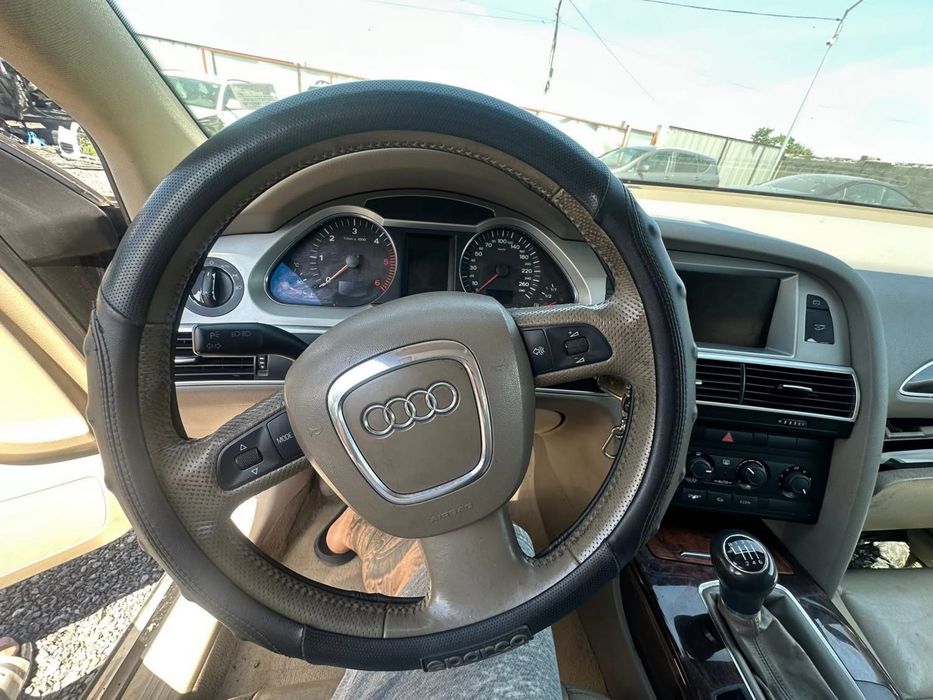 Audi A6 C6 -на части