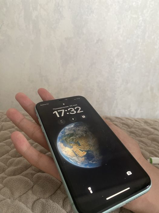iPhone 11 с хорошим состоянием