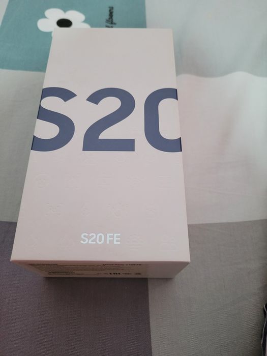Samsung galaxy S 20 FE. 128 Gb. 2021