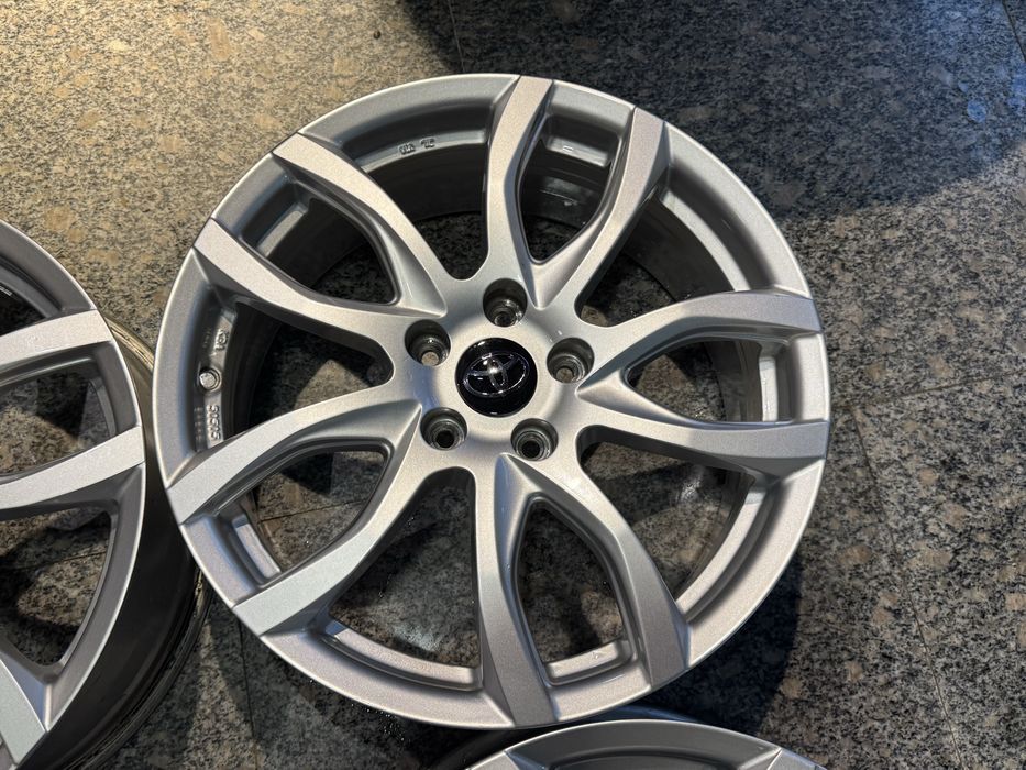 Jante Aliaj 18 5x114.3 Toyota Rav 4 Camry Yaris Cross CH-R Corolla