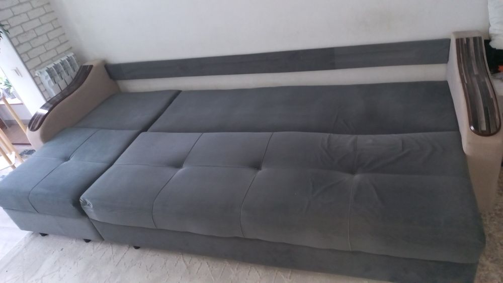 Продам б/у диван