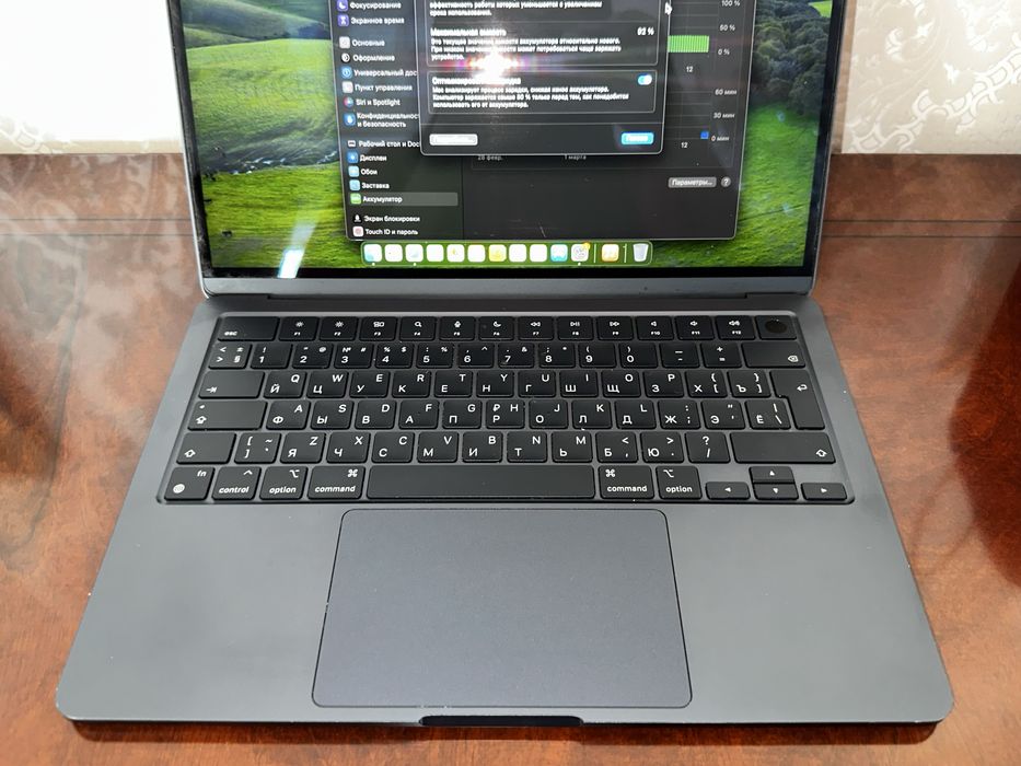 Продаю Macbook Air 13” (2024)