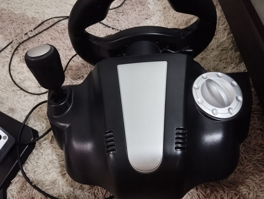 Продам Игровой руль