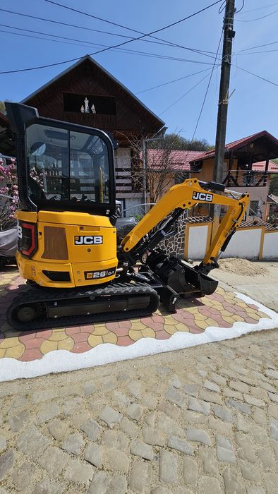 De inchiriat Miniexcavator 2.7 tone  JCB 26C-1 NOU si/sau remorca