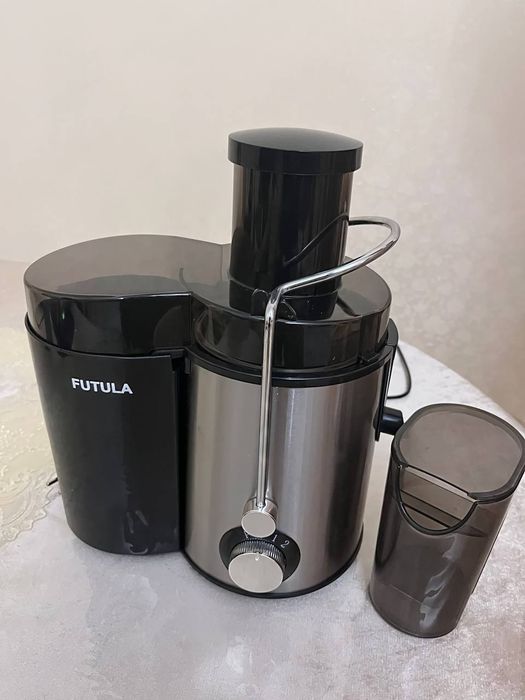 Продам соковыжималку Futula