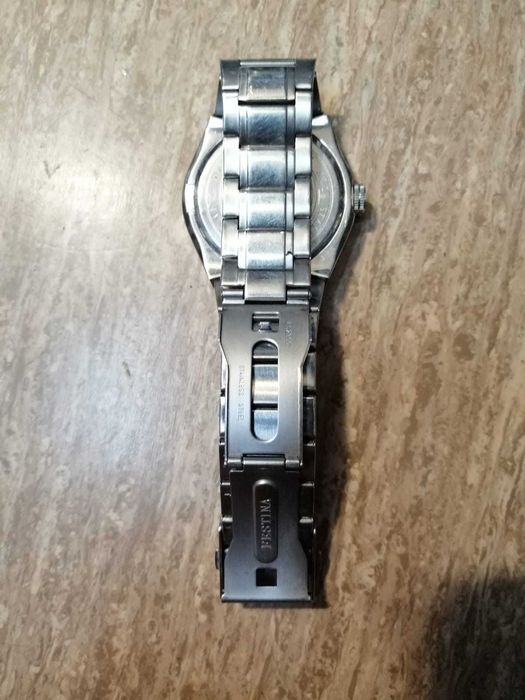 Ceas Festina Model F16483-3  si Festina model F8920/03 (dark blue)