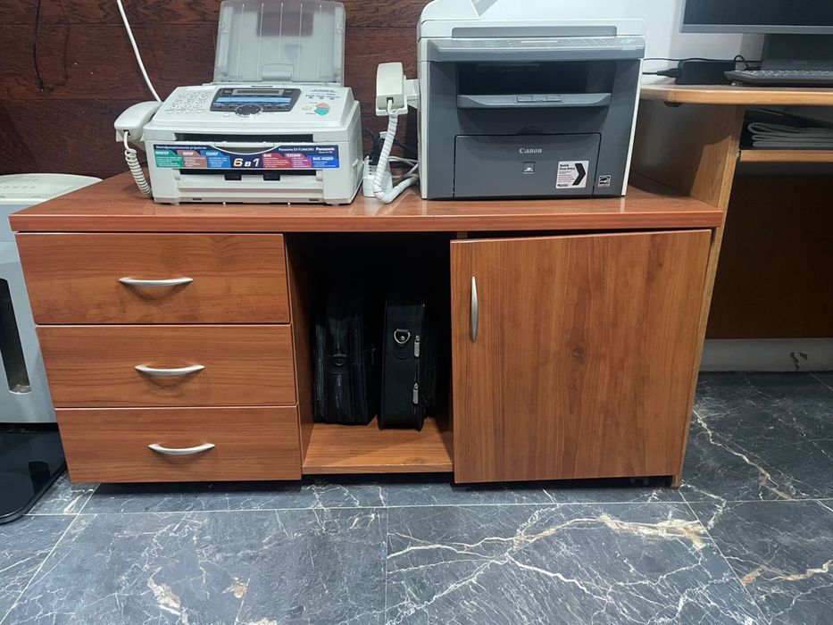 Офисная мебель , столы для руководителя